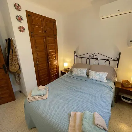 Charming With Amazing Ocean Views