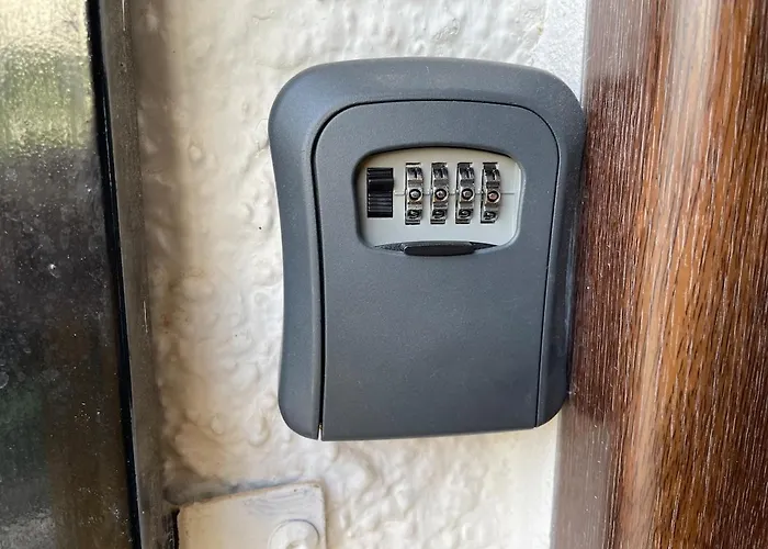 Charming With Amazing Ocean Views