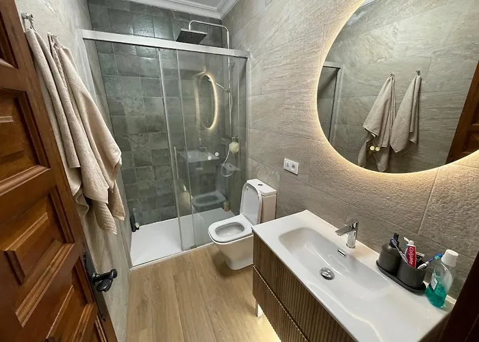 Charming With Amazing Ocean Views *