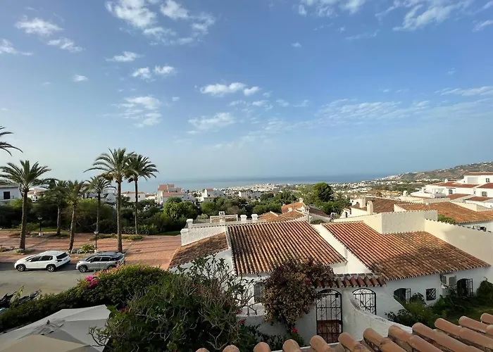 Charming With Amazing Ocean Views Apartment Nerja