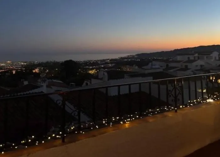 Charming With Amazing Ocean Views Nerja